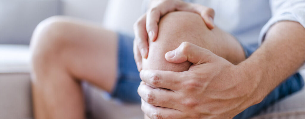 Knee Pain Holding You Back? Here’s 5 Exercises From a Physical Therapist!